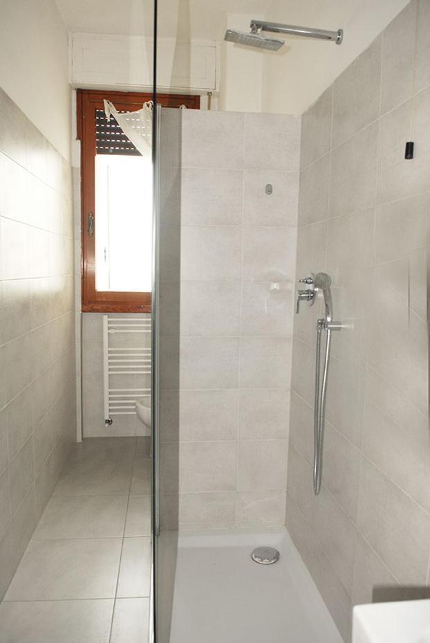 Viareggio Seaside Apartment Private Parking 外观 照片